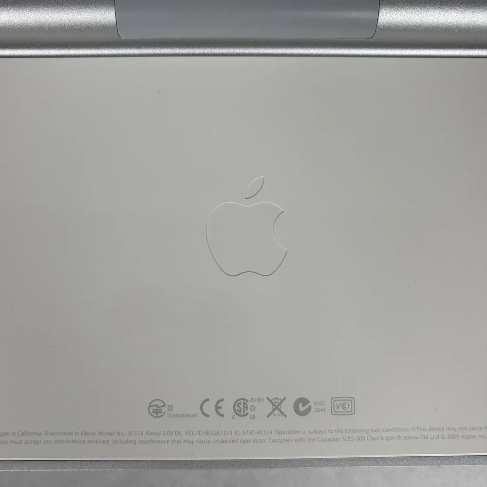 Apple Wireless Keyboard A1314 Silver Aluminum Bluetooth Mac iPad MC184LL/B